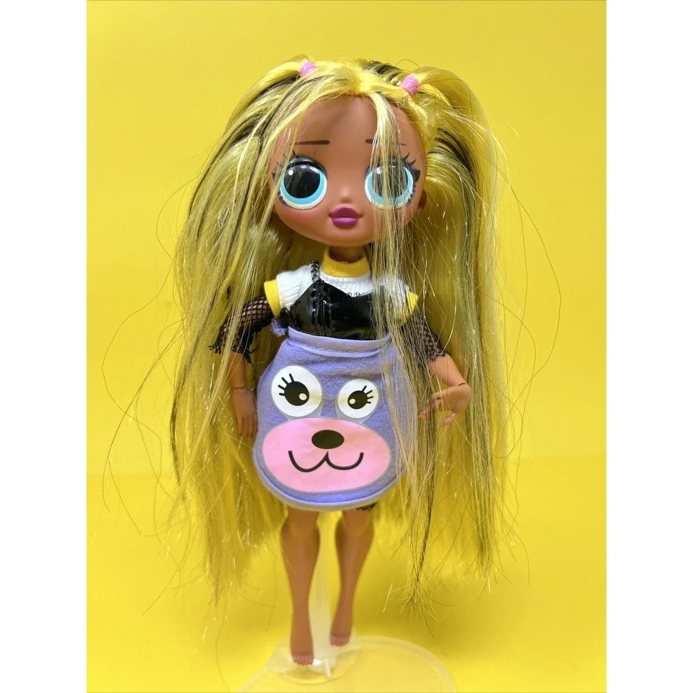 LOL Surprise OMG ALT GRRRL Doll MGA 2019 with Long Yellow Highlighted Hair 9in.